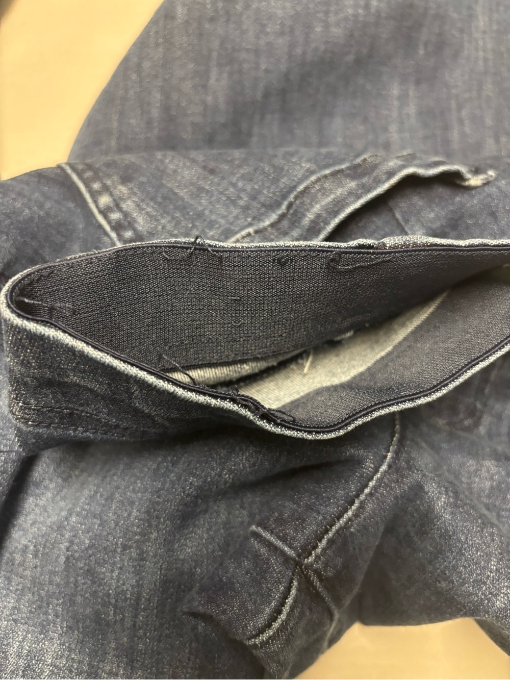 Pilcro by Anthropologie pull on flare jeans, size 30 - Picture 12 of 16